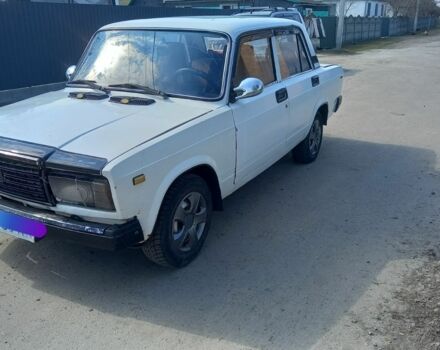Белый ВАЗ 2107, объемом двигателя 1.5 л и пробегом 100 тыс. км за 650 $, фото 1 на Automoto.ua