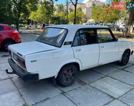 Белый ВАЗ 2107, объемом двигателя 1.45 л и пробегом 100 тыс. км за 999 $, фото 1 на Automoto.ua