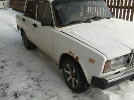 Белый ВАЗ 2107, объемом двигателя 1 л и пробегом 22 тыс. км за 550 $, фото 1 на Automoto.ua