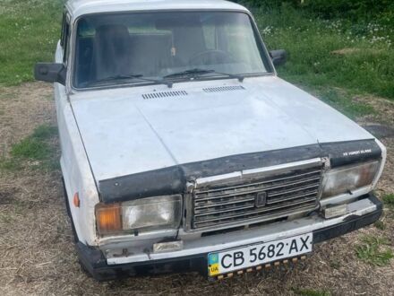 ВАЗ 2107 2004 у Борисполе на Automoto.ua Білий ВАЗ 2107, об'ємом двигуна 0 л та пробігом 10 тис. км за 435 $, фото 1 на Automoto.ua