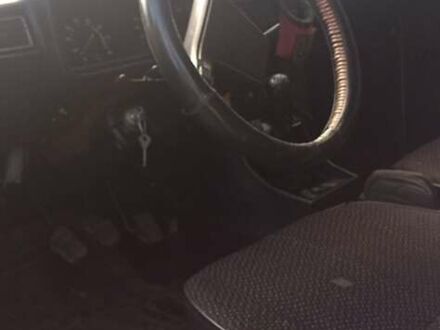 Белый ВАЗ 2107, объемом двигателя 1.5 л и пробегом 300 тыс. км за 1200 $, фото 1 на Automoto.ua