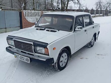Белый ВАЗ 2107, объемом двигателя 1.5 л и пробегом 163 тыс. км за 850 $, фото 1 на Automoto.ua