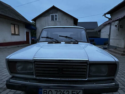 ВАЗ 2107 2005 у Чорткові на Automoto.ua Білий ВАЗ 2107, об'ємом двигуна 0 л та пробігом 78 тис. км за 800 $, фото 1 на Automoto.ua