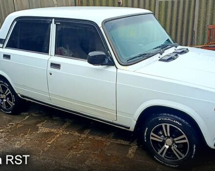 Белый ВАЗ 2107, объемом двигателя 1.5 л и пробегом 190 тыс. км за 1040 $, фото 1 на Automoto.ua