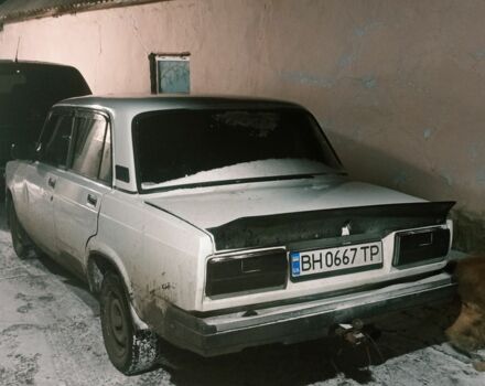 Белый ВАЗ 2107, объемом двигателя 1.5 л и пробегом 70 тыс. км за 1200 $, фото 1 на Automoto.ua