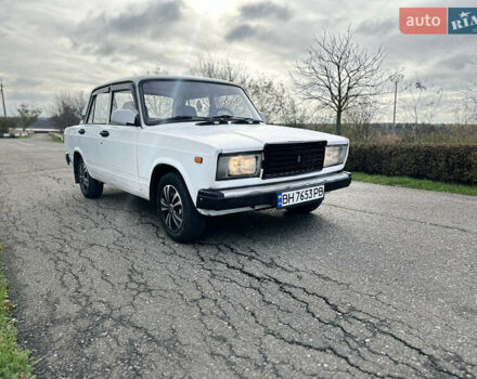 Білий ВАЗ 2107, об'ємом двигуна 1.45 л та пробігом 80 тис. км за 1100 $, фото 1 на Automoto.ua