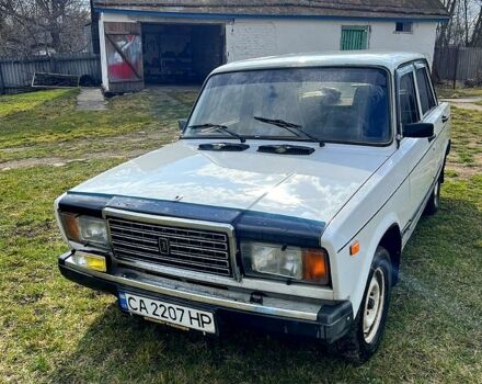 Білий ВАЗ 2107, об'ємом двигуна 1.6 л та пробігом 80 тис. км за 1300 $, фото 1 на Automoto.ua