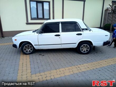 ВАЗ 2107 2007 в Киеве на Automoto.ua Белый ВАЗ 2107, объемом двигателя 1.5 л и пробегом 0 тыс. км за 1450 $, фото 1 на Automoto.ua