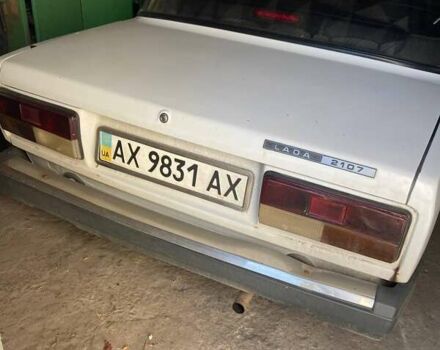 Белый ВАЗ 2107, объемом двигателя 1.57 л и пробегом 289 тыс. км за 1100 $, фото 1 на Automoto.ua