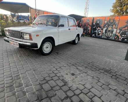 Белый ВАЗ 2107, объемом двигателя 6 л и пробегом 80 тыс. км за 1500 $, фото 1 на Automoto.ua