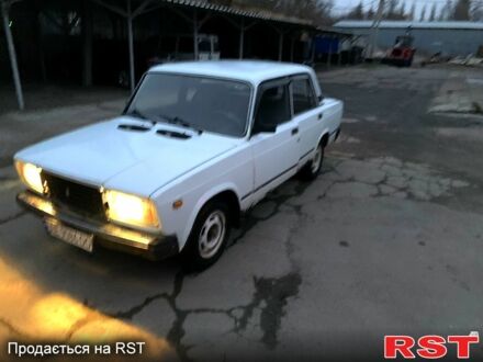 ВАЗ 2107 2008 в Вольногорске на Automoto.ua Белый ВАЗ 2107, объемом двигателя 1.5 л и пробегом 100 тыс. км за 600 $, фото 1 на Automoto.ua