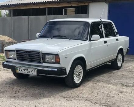 Белый ВАЗ 2107, объемом двигателя 1.6 л и пробегом 200 тыс. км за 1500 $, фото 1 на Automoto.ua