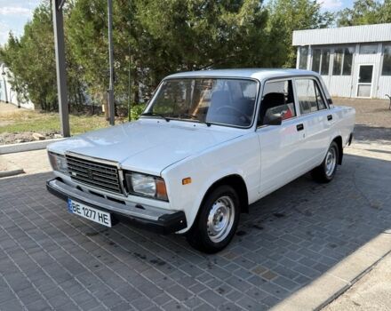 Білий ВАЗ 2107, об'ємом двигуна 1.6 л та пробігом 50 тис. км за 2105 $, фото 1 на Automoto.ua
