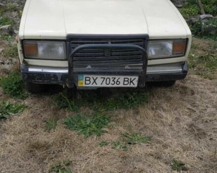 ВАЗ 2107 1984 в Каменце-Подольском на Automoto.ua Бежевый ВАЗ 2107, объемом двигателя 1.3 л и пробегом 80 тыс. км за 350 $, фото 1 на Automoto.ua