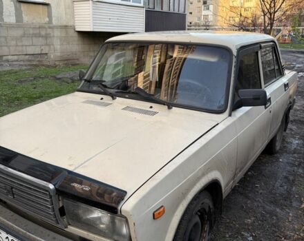 Бежевый ВАЗ 2107, объемом двигателя 1.5 л и пробегом 300 тыс. км за 591 $, фото 2 на Automoto.ua