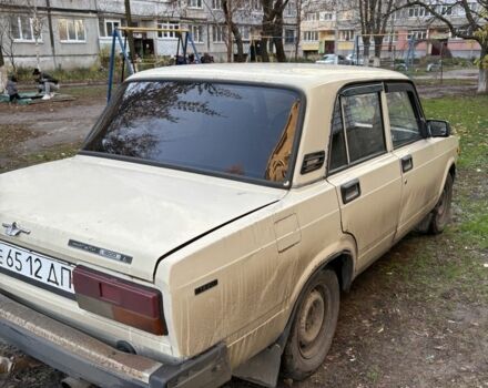 Бежевый ВАЗ 2107, объемом двигателя 1.5 л и пробегом 300 тыс. км за 591 $, фото 5 на Automoto.ua
