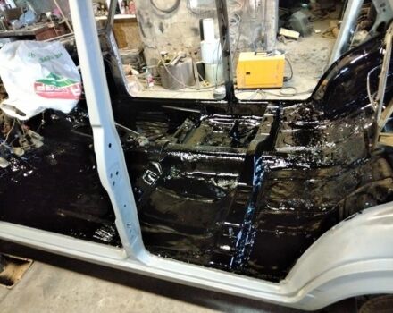 Бежевый ВАЗ 2107, объемом двигателя 1.3 л и пробегом 900 тыс. км за 950 $, фото 6 на Automoto.ua