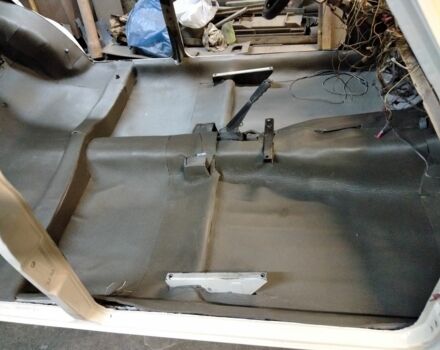 Бежевый ВАЗ 2107, объемом двигателя 1.3 л и пробегом 900 тыс. км за 950 $, фото 7 на Automoto.ua