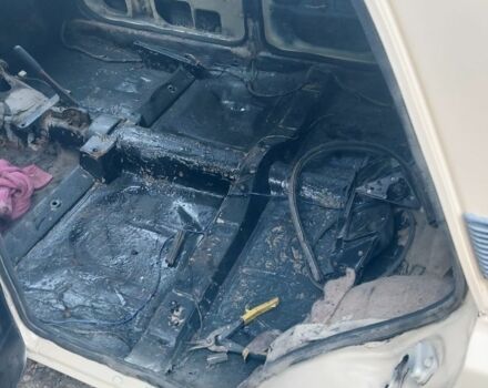 Бежевый ВАЗ 2107, объемом двигателя 1 л и пробегом 1 тыс. км за 350 $, фото 6 на Automoto.ua