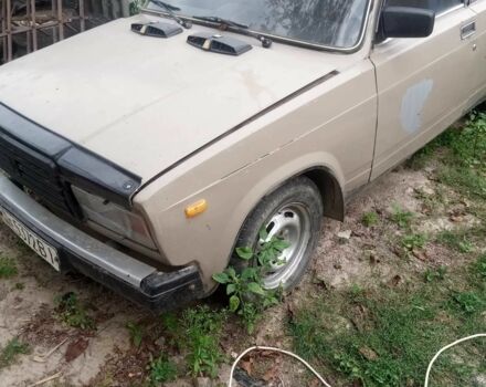 ВАЗ 2107 1986 в Виннице на Automoto.ua Бежевый ВАЗ 2107, объемом двигателя 0 л и пробегом 1000 тыс. км за 385 $, фото 1 на Automoto.ua