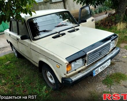 Бежевый ВАЗ 2107, объемом двигателя 1.5 л и пробегом 200 тыс. км за 700 $, фото 2 на Automoto.ua