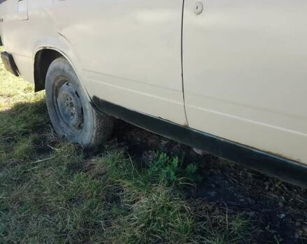 Бежевий ВАЗ 2107, об'ємом двигуна 1.3 л та пробігом 98 тис. км за 800 $, фото 4 на Automoto.ua
