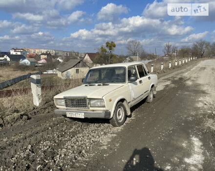 Бежевый ВАЗ 2107, объемом двигателя 0 л и пробегом 98 тыс. км за 388 $, фото 5 на Automoto.ua