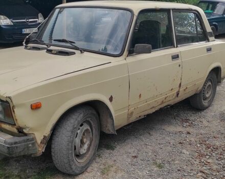 Бежевый ВАЗ 2107, объемом двигателя 0 л и пробегом 1 тыс. км за 300 $, фото 2 на Automoto.ua