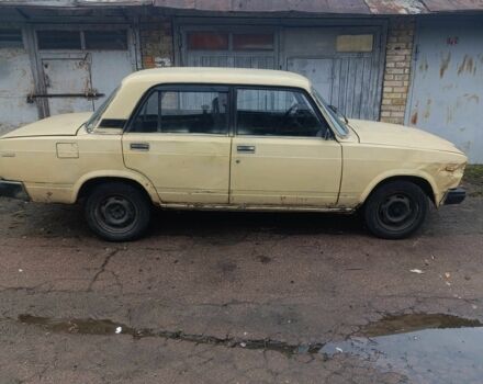 Бежевый ВАЗ 2107, объемом двигателя 1.5 л и пробегом 1000 тыс. км за 403 $, фото 2 на Automoto.ua