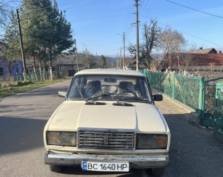 Бежевый ВАЗ 2107, объемом двигателя 1.5 л и пробегом 100 тыс. км за 800 $, фото 2 на Automoto.ua