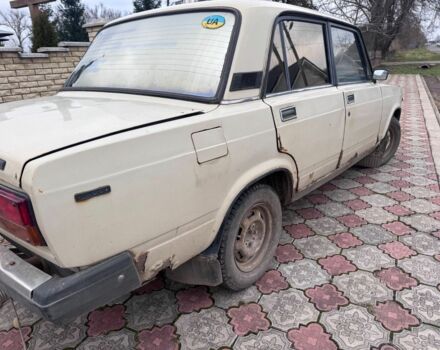 Бежевый ВАЗ 2107, объемом двигателя 1.5 л и пробегом 250 тыс. км за 350 $, фото 5 на Automoto.ua