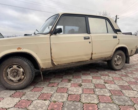 Бежевый ВАЗ 2107, объемом двигателя 1.5 л и пробегом 250 тыс. км за 350 $, фото 1 на Automoto.ua