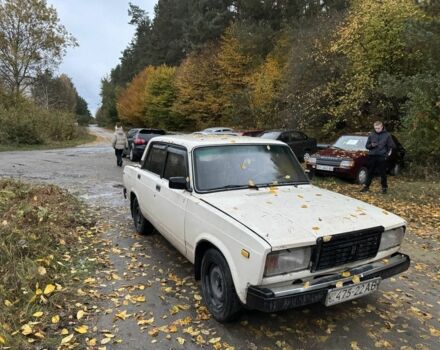 ВАЗ 2107 1994 в Славуте на Automoto.ua Бежевый ВАЗ 2107, объемом двигателя 1.5 л и пробегом 77 тыс. км за 350 $, фото 2 на Automoto.ua