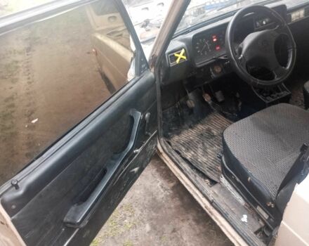 Бежевый ВАЗ 2107, объемом двигателя 1.5 л и пробегом 1 тыс. км за 401 $, фото 5 на Automoto.ua