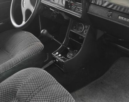 Бежевый ВАЗ 2107, объемом двигателя 1.5 л и пробегом 83 тыс. км за 1000 $, фото 4 на Automoto.ua