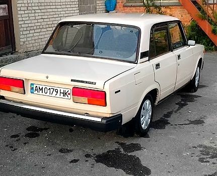 Бежевый ВАЗ 2107, объемом двигателя 1.5 л и пробегом 198 тыс. км за 1100 $, фото 1 на Automoto.ua
