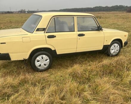 Бежевый ВАЗ 2107, объемом двигателя 0 л и пробегом 100 тыс. км за 700 $, фото 3 на Automoto.ua