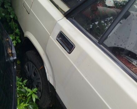 Бежевый ВАЗ 2107, объемом двигателя 1.5 л и пробегом 200 тыс. км за 237 $, фото 2 на Automoto.ua