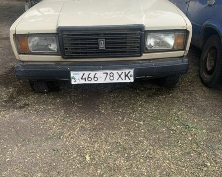 Бежевый ВАЗ 2107, объемом двигателя 1.5 л и пробегом 150 тыс. км за 594 $, фото 5 на Automoto.ua