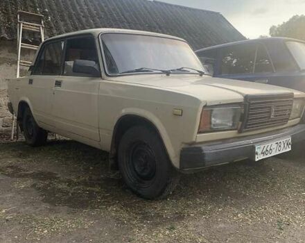 Бежевый ВАЗ 2107, объемом двигателя 1.5 л и пробегом 150 тыс. км за 594 $, фото 2 на Automoto.ua