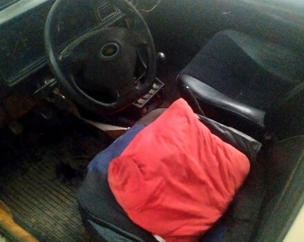 Бежевый ВАЗ 2107, объемом двигателя 1.5 л и пробегом 15 тыс. км за 400 $, фото 2 на Automoto.ua