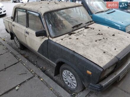 ВАЗ 2107 1982 в Днепре (Днепропетровске) на Automoto.ua Бежевый ВАЗ 2107, объемом двигателя 0 л и пробегом 120 тыс. км за 1000 $, фото 1 на Automoto.ua