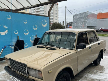 Бежевий ВАЗ 2107, об'ємом двигуна 1.5 л та пробігом 162 тис. км за 896 $, фото 1 на Automoto.ua