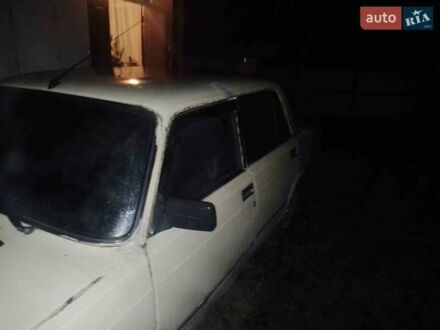 Бежевый ВАЗ 2107, объемом двигателя 1.5 л и пробегом 200 тыс. км за 400 $, фото 1 на Automoto.ua