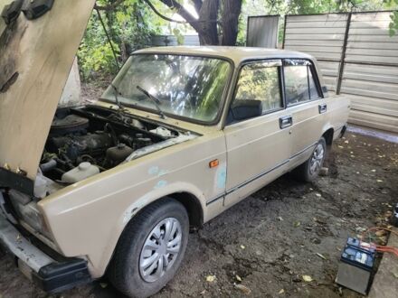 Бежевый ВАЗ 2107, объемом двигателя 1 л и пробегом 75 тыс. км за 238 $, фото 1 на Automoto.ua