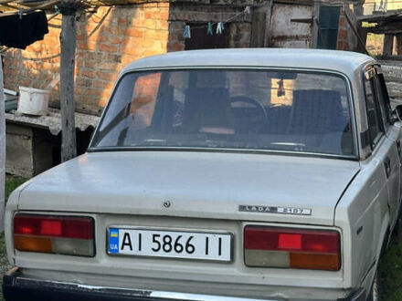 ВАЗ 2107 1987 у Борисполе на Automoto.ua Бежевий ВАЗ 2107, об'ємом двигуна 1.45 л та пробігом 350 тис. км за 500 $, фото 1 на Automoto.ua