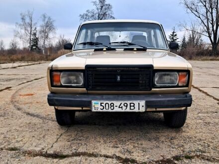Бежевый ВАЗ 2107, объемом двигателя 1.6 л и пробегом 0 тыс. км за 1000 $, фото 1 на Automoto.ua