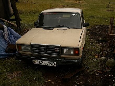 ВАЗ 2107 1988 в Житомире на Automoto.ua Бежевый ВАЗ 2107, объемом двигателя 1.3 л и пробегом 3 тыс. км за 336 $, фото 1 на Automoto.ua