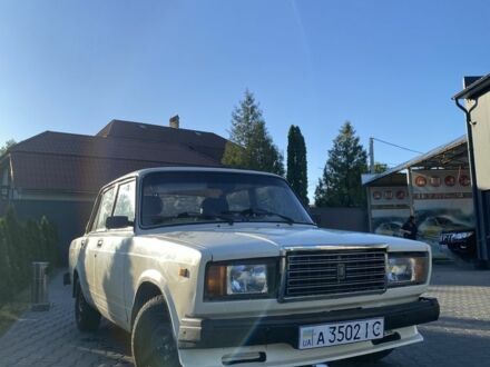 ВАЗ 2107 1988 в Черновцах на Automoto.ua Бежевый ВАЗ 2107, объемом двигателя 1.7 л и пробегом 98 тыс. км за 900 $, фото 1 на Automoto.ua