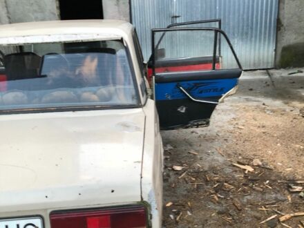 Бежевый ВАЗ 2107, объемом двигателя 1.3 л и пробегом 50 тыс. км за 358 $, фото 1 на Automoto.ua